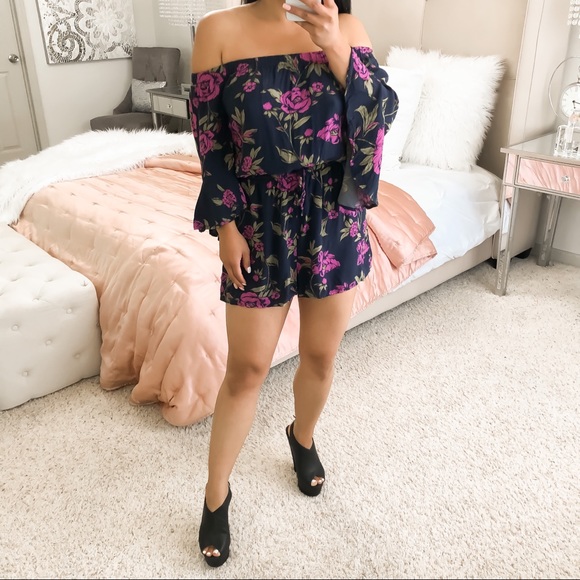 Express flower detail off shoulder bell sleeve romper - Picture 3 of 13